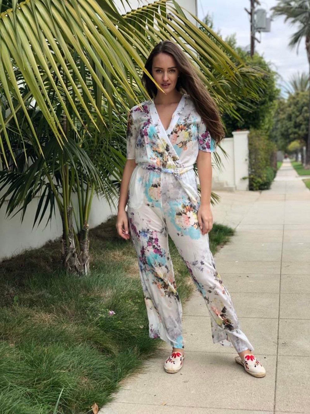 NUDZ “GEORGIA” White Floral Wrap Jumpsuit with Pastel Print XS